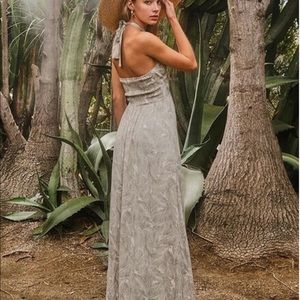 Maxi dress leaves 🍃 NWT
